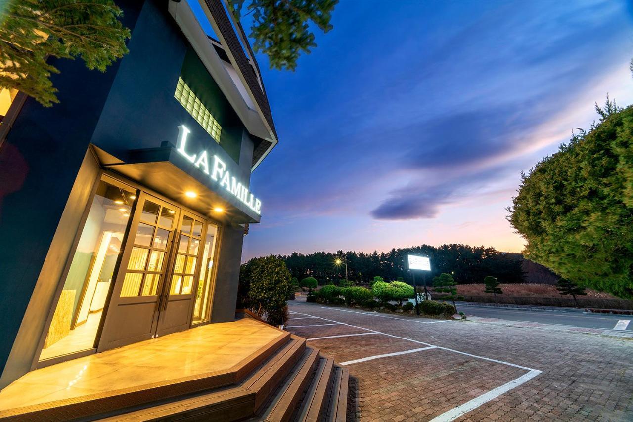 La Famille Hotel Yangyang Exterior foto